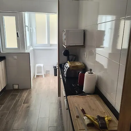 Piso Centro Διαμέρισμα *