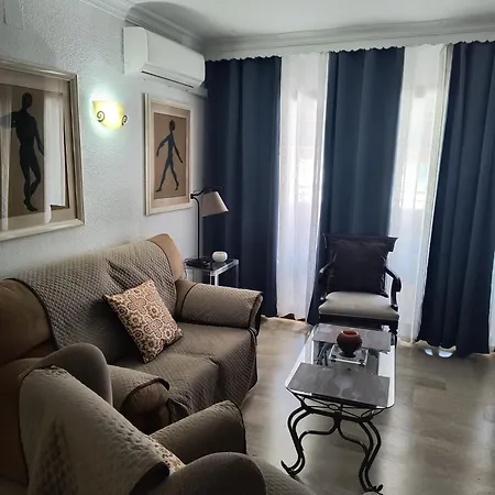 Piso Centro * Τορρεμολίνος